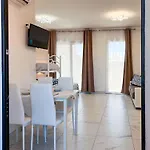 In San Michele Al Tagliamento 45646 Apartmán