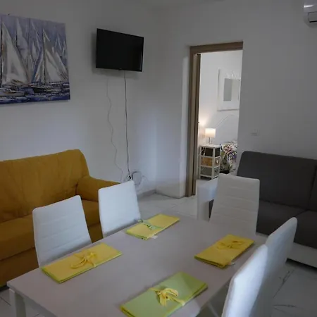 Apartment Studio In San Michele Al Tagliamento 45646